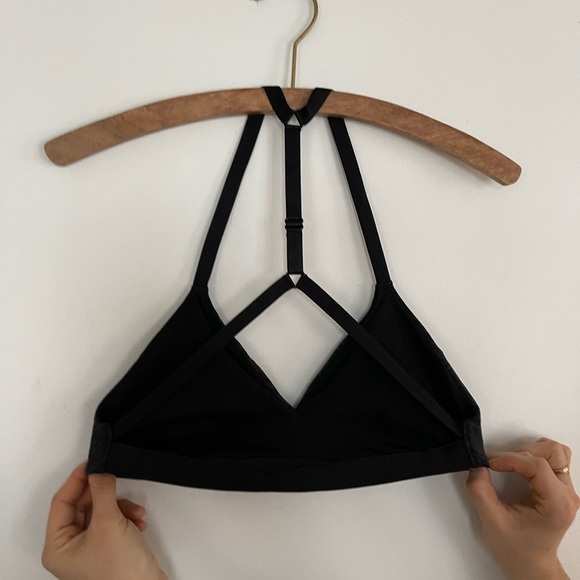 Lululemon lab bra - Picture 2 of 2